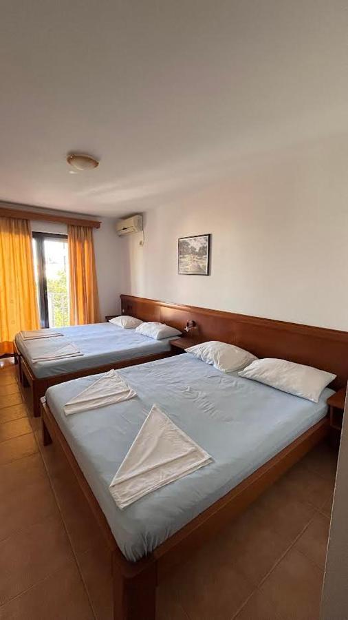 Buzuku House Hotel อุลซิน ภายนอก รูปภาพ