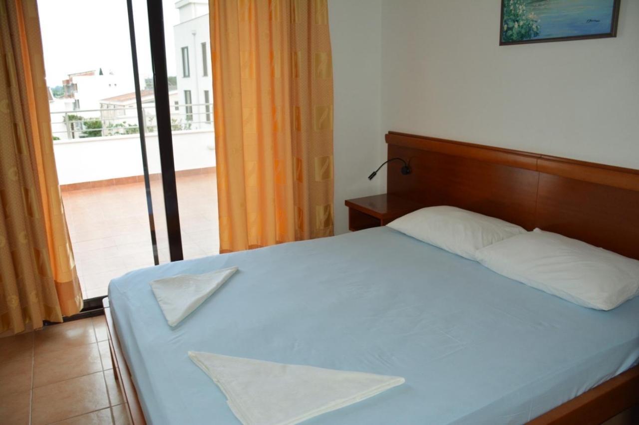 Buzuku House Hotel อุลซิน ภายนอก รูปภาพ